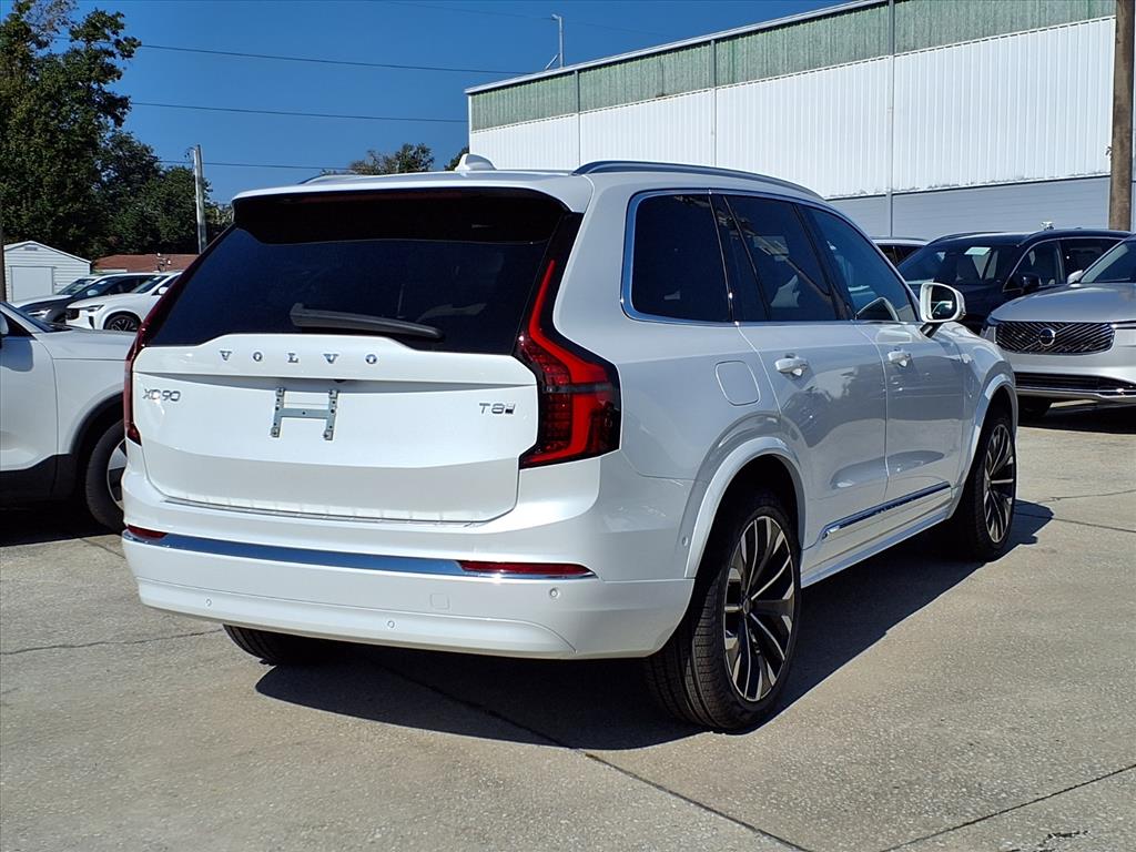 2026 Volvo XC90 Plus - Photo 7
