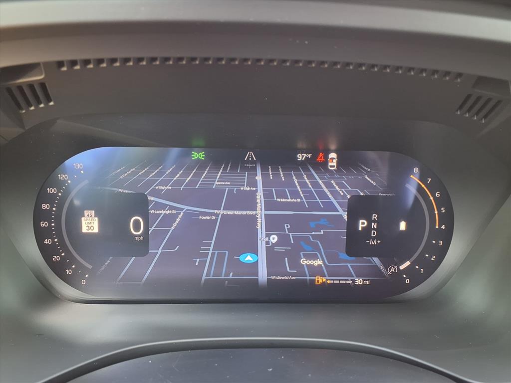 2026 Volvo XC60 Plus - Photo 17