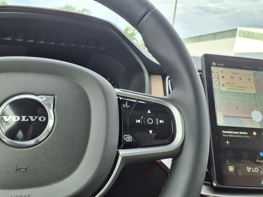 2026 Volvo XC90 Plus - Photo 16