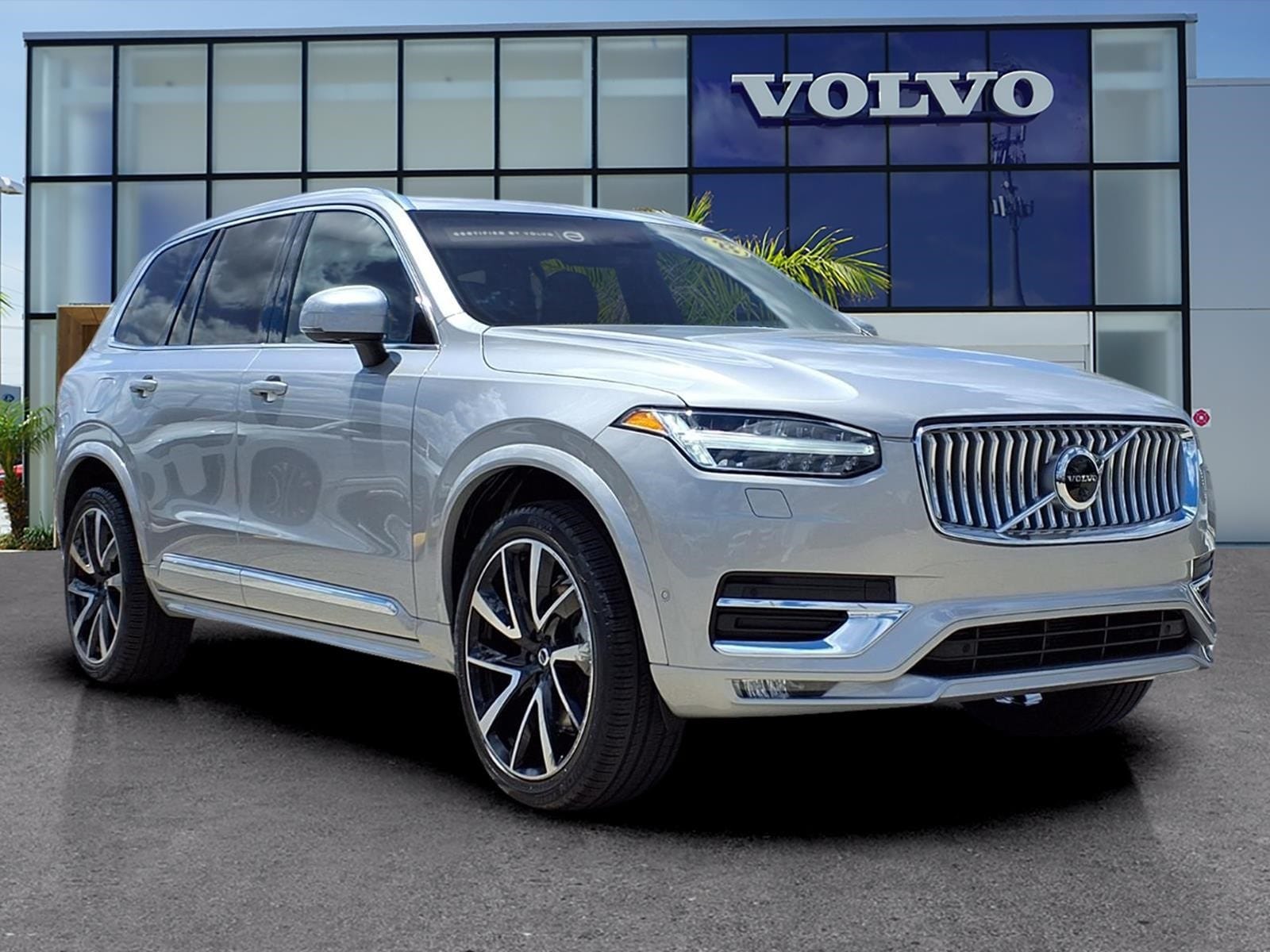 2023 Volvo XC90 B6 Plus 7-Seater 4WD's photo