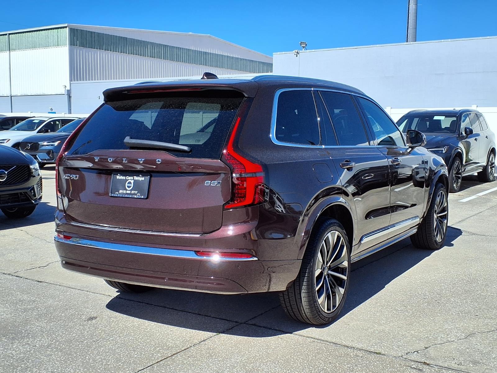 2026 Volvo XC90 Core - Photo 7