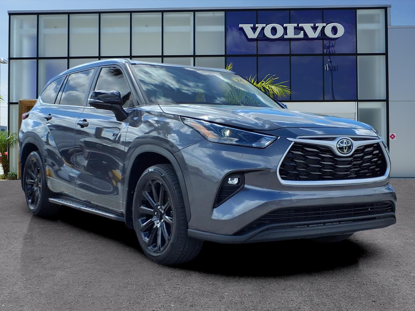 2024 Toyota Highlander XLE FWD