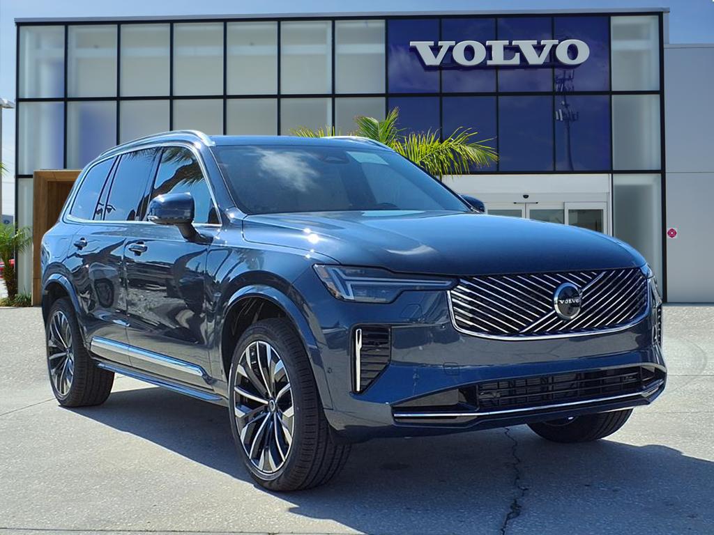 2026 Volvo XC90 Plus's photo