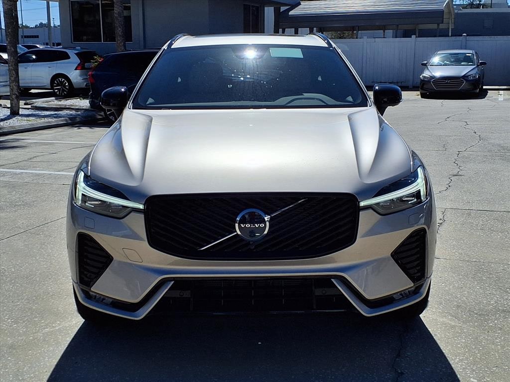 New 2026 Volvo XC60 B5 Plus SUV