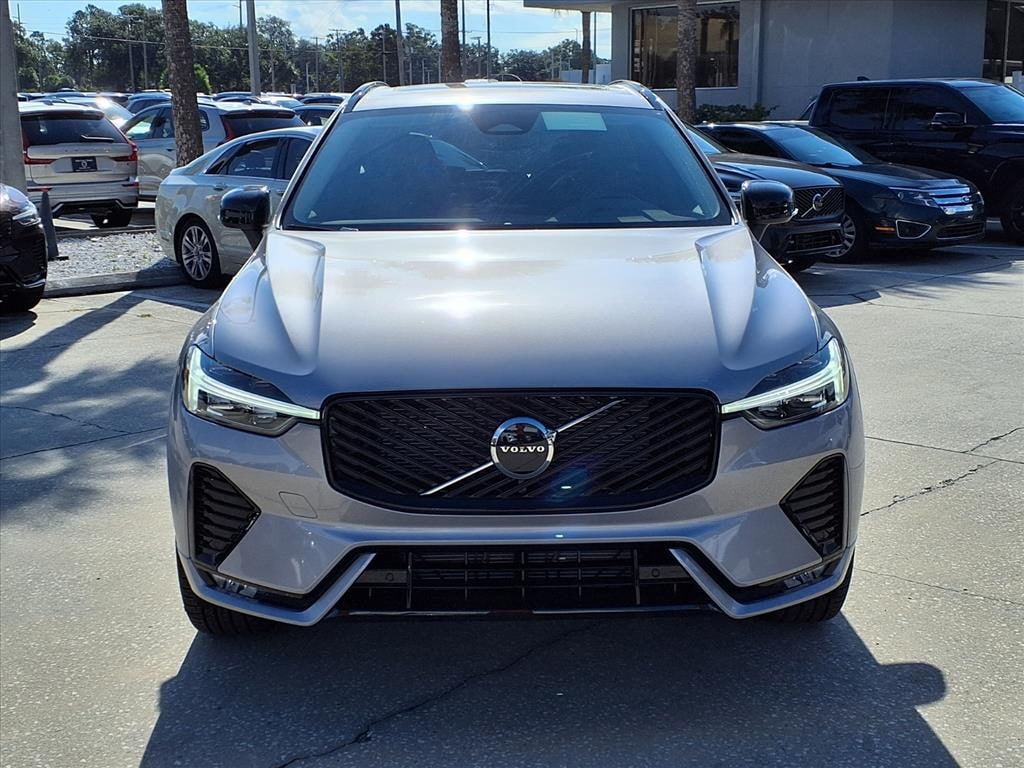 New 2026 Volvo XC60 B5 Core SUV