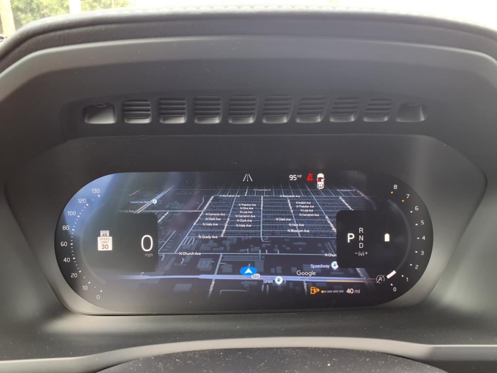 2026 Volvo XC90 Plus - Photo 17