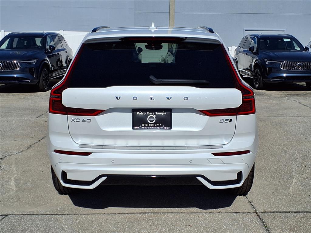 2026 Volvo XC60 Plus - Photo 6