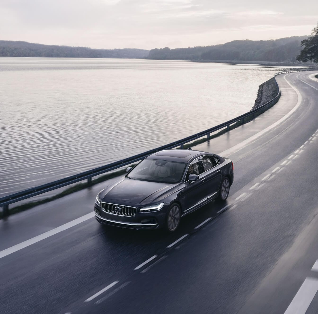 Benefit From 2025 Volvo S90 Safety Technology