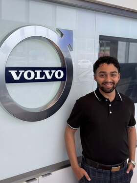 Staff member Julian Santiago from ID_b3d6b84745f1