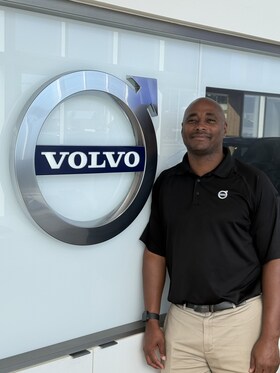 Staff member Derrick Smith from ID_c280a2e6faee