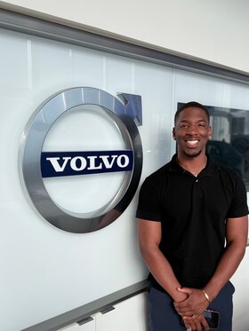 Staff member Jahmal Frazer from ID_b3d6b84745f1