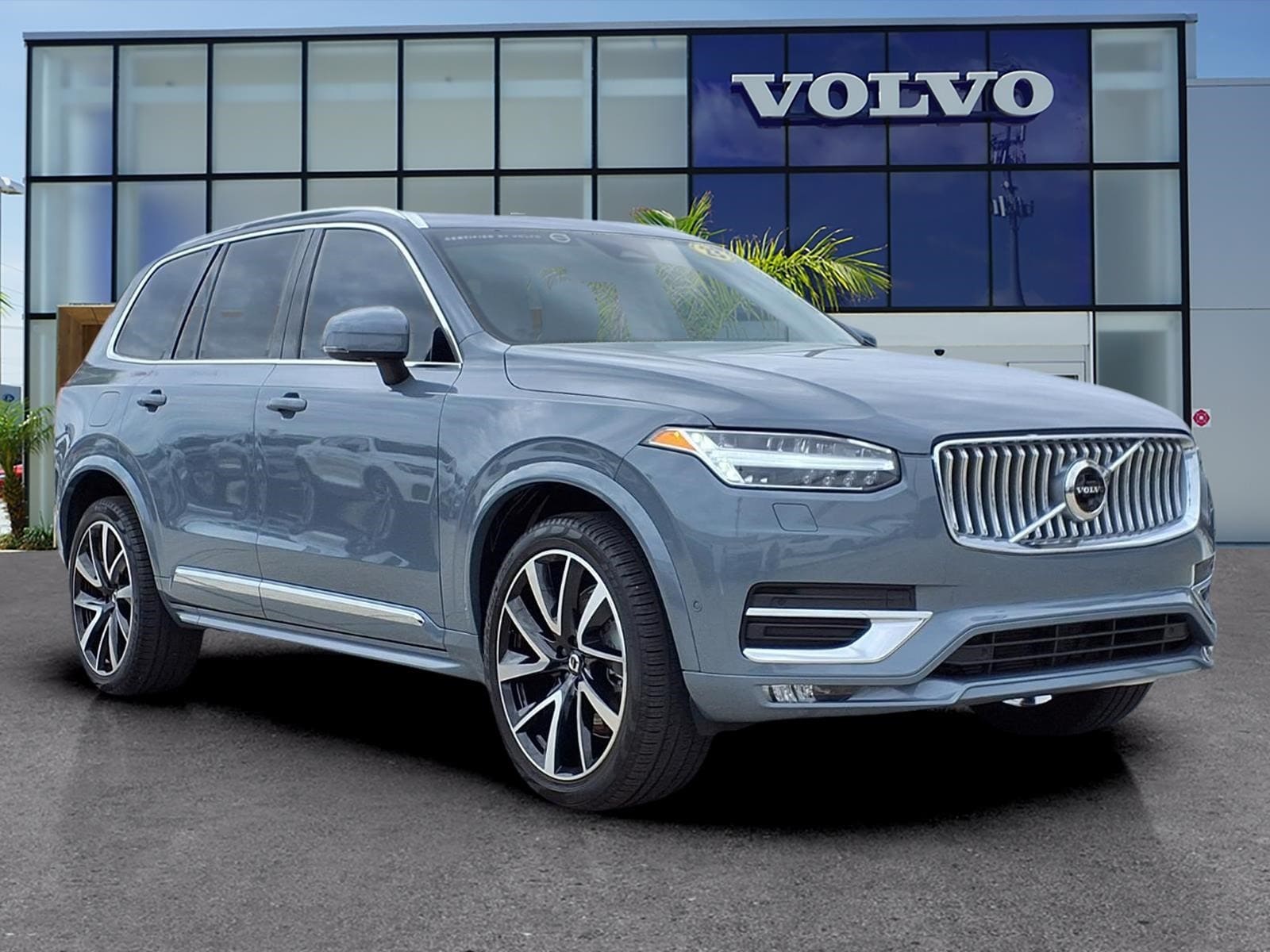 2023 Volvo XC90 B6 Plus 7-Seater 4WD's photo