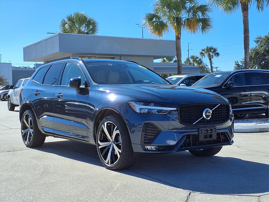 2023 Volvo XC60 Ultimate's photo