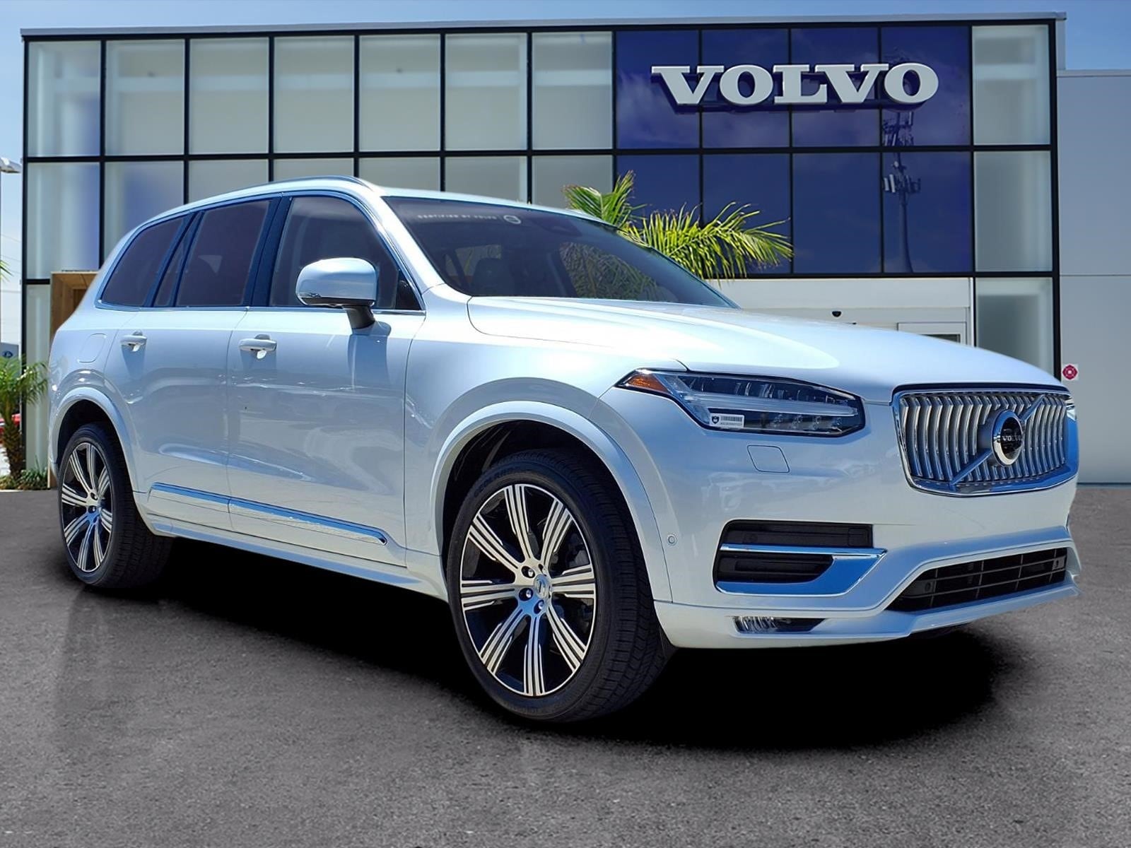 2023 Volvo XC90 B6 Ultimate 7-Seater 4WD's photo