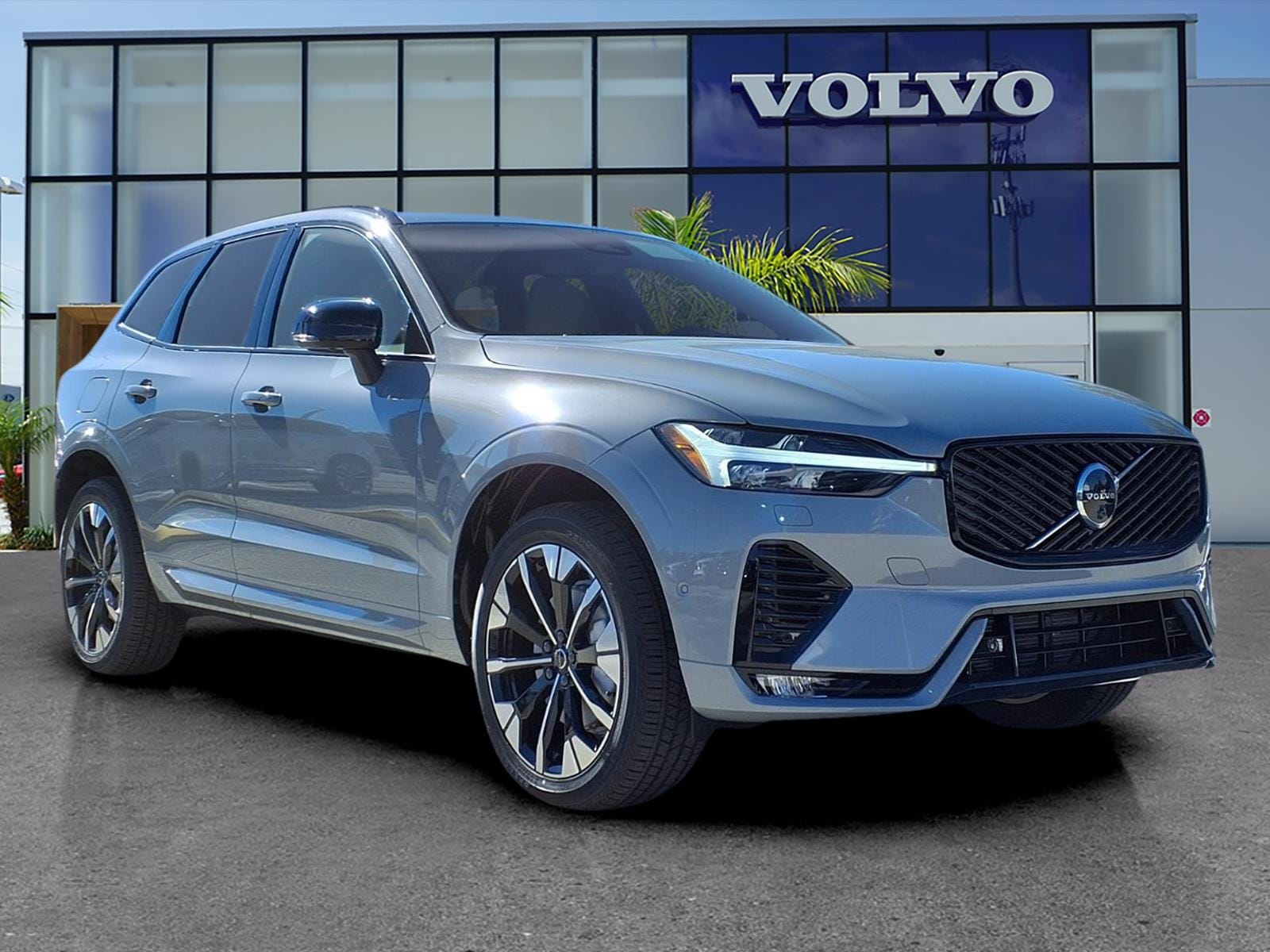 Demo and Loaner Inventory in Tampa, FL | Volvo Cars Tampa