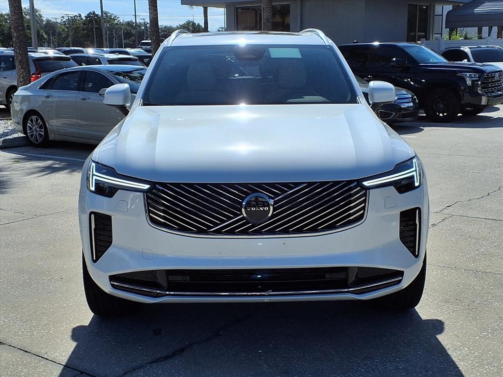 New 2026 Volvo XC90 B5 Core SUV