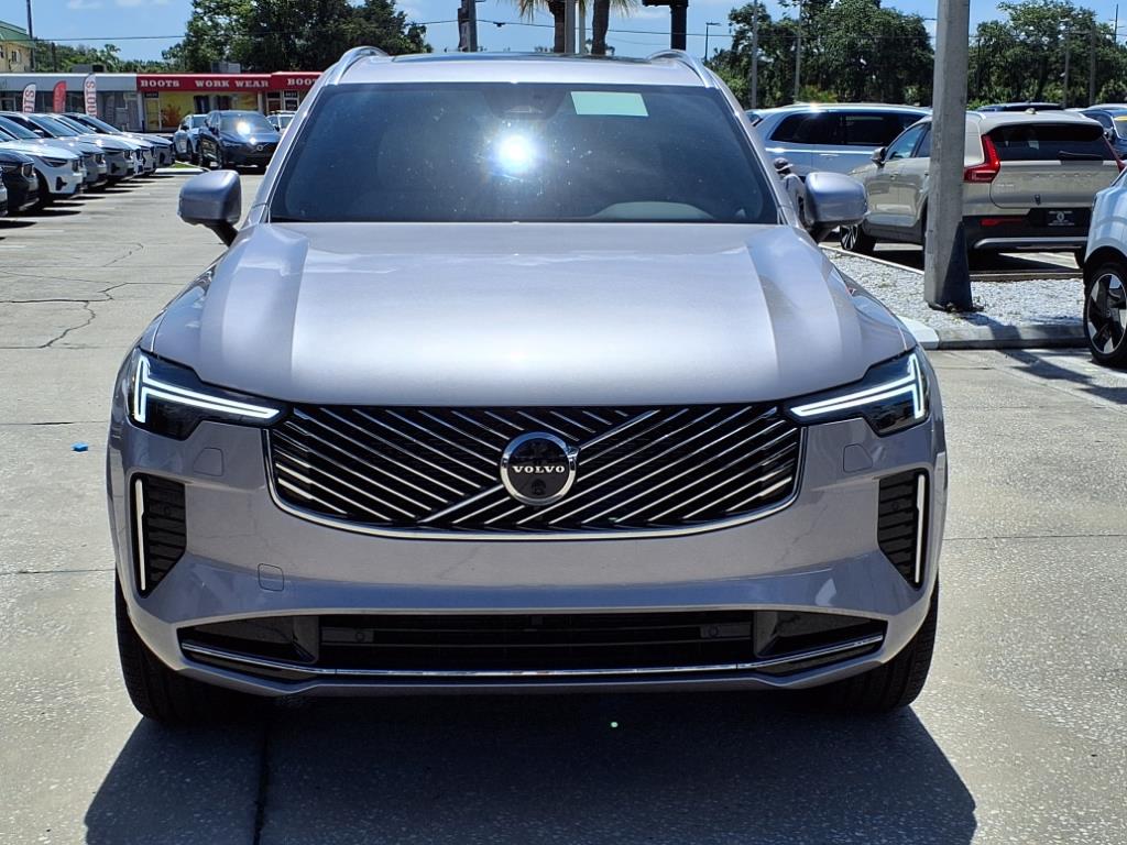 2026 Volvo XC90 Plus photo 2