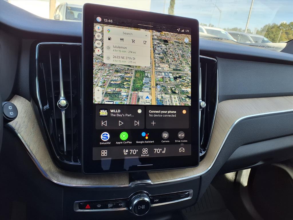 2026 Volvo XC60 Plus - Photo 15