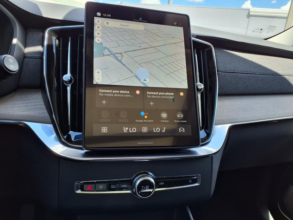 2026 Volvo XC90 Core - Photo 15