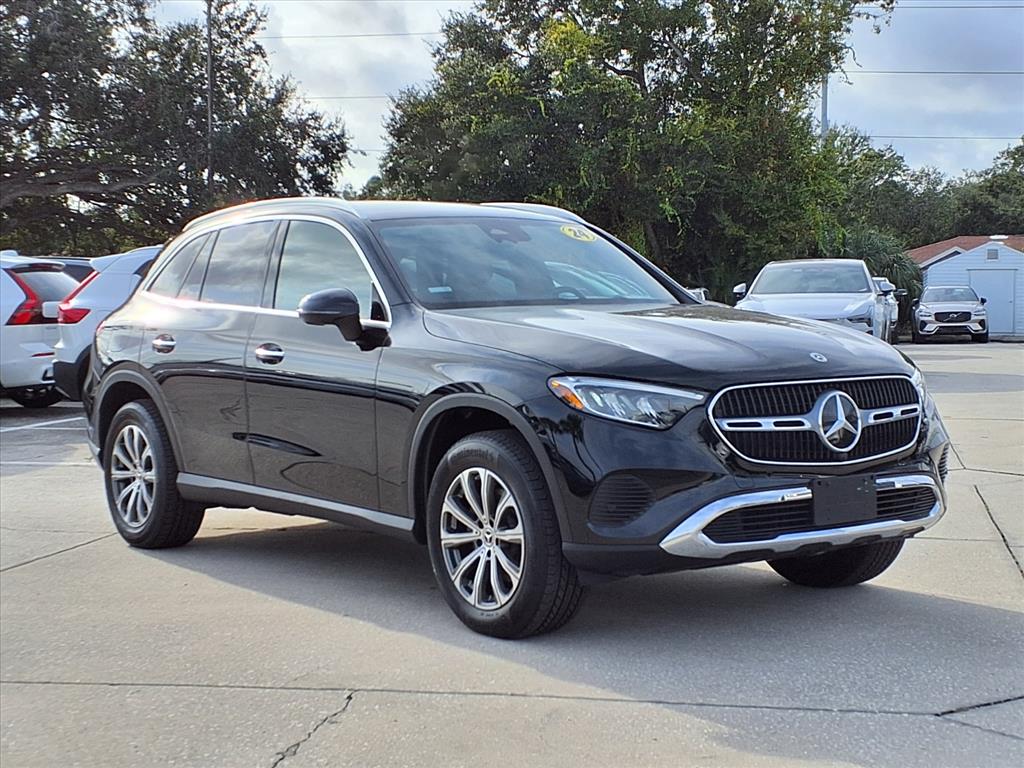 2024 Mercedes-Benz GLC GLC 300's photo