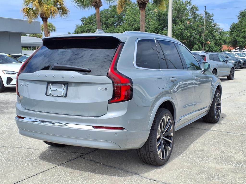 2026 Volvo XC90 Plus - Photo 7