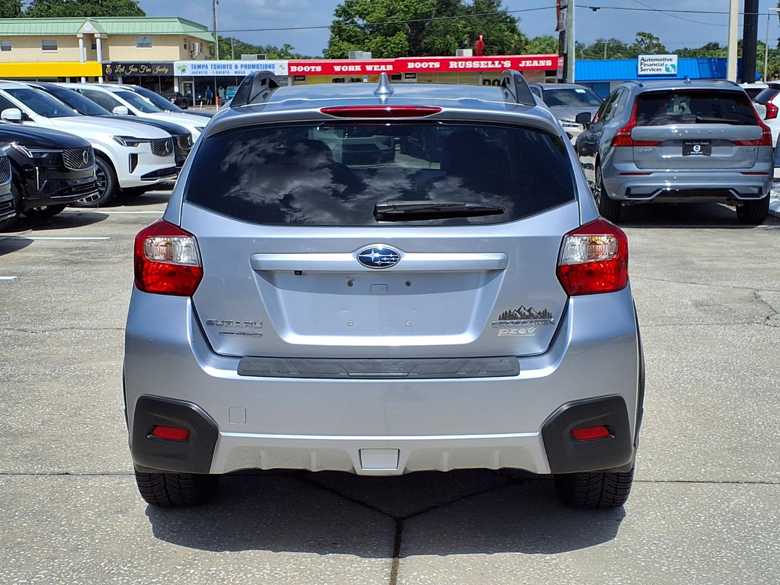 View vehicle photo 6