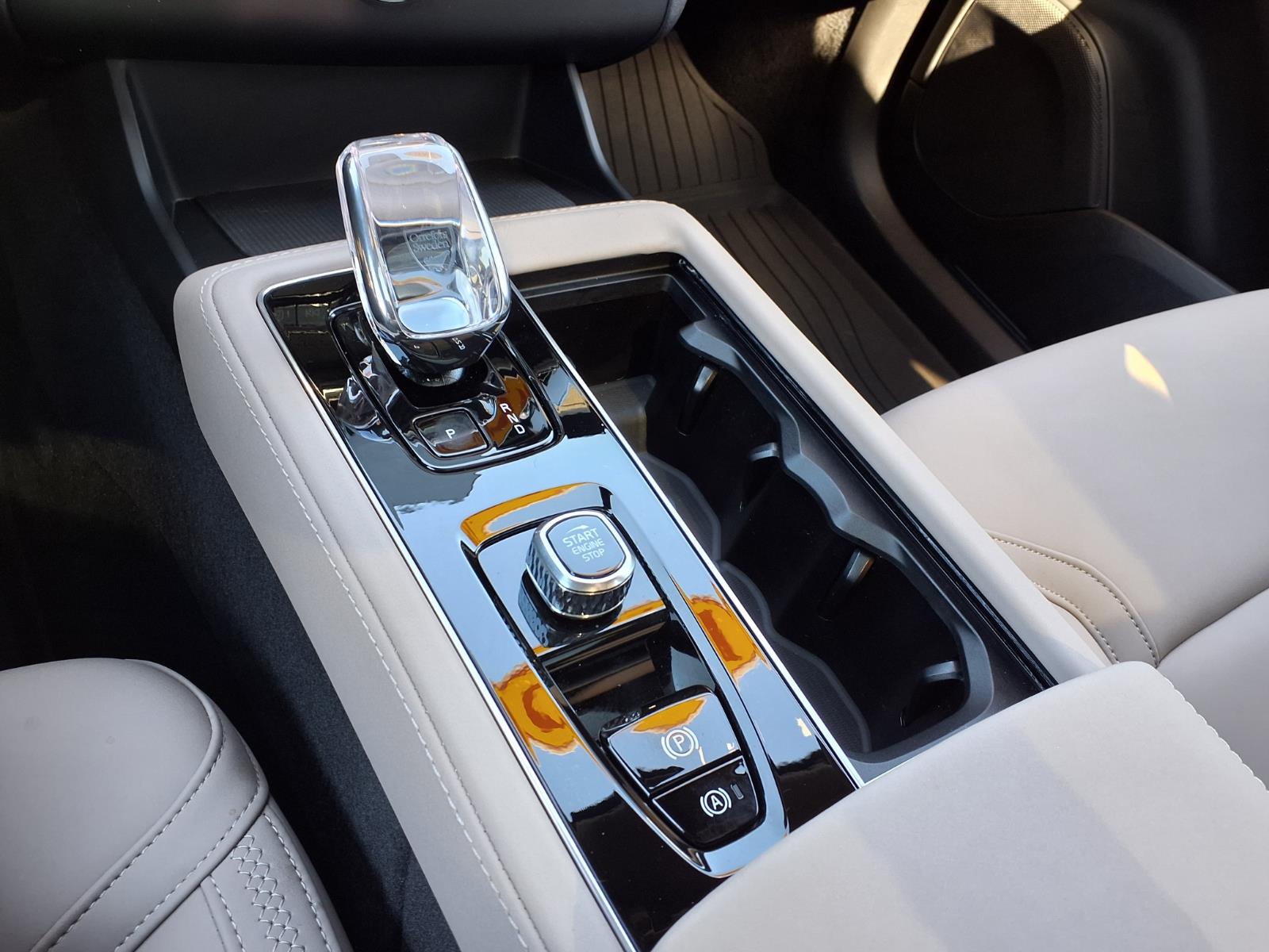 2026 Volvo XC90 Core - Photo 15