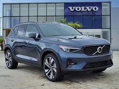 2026 Volvo XC40 B5 Plus AWD SUV