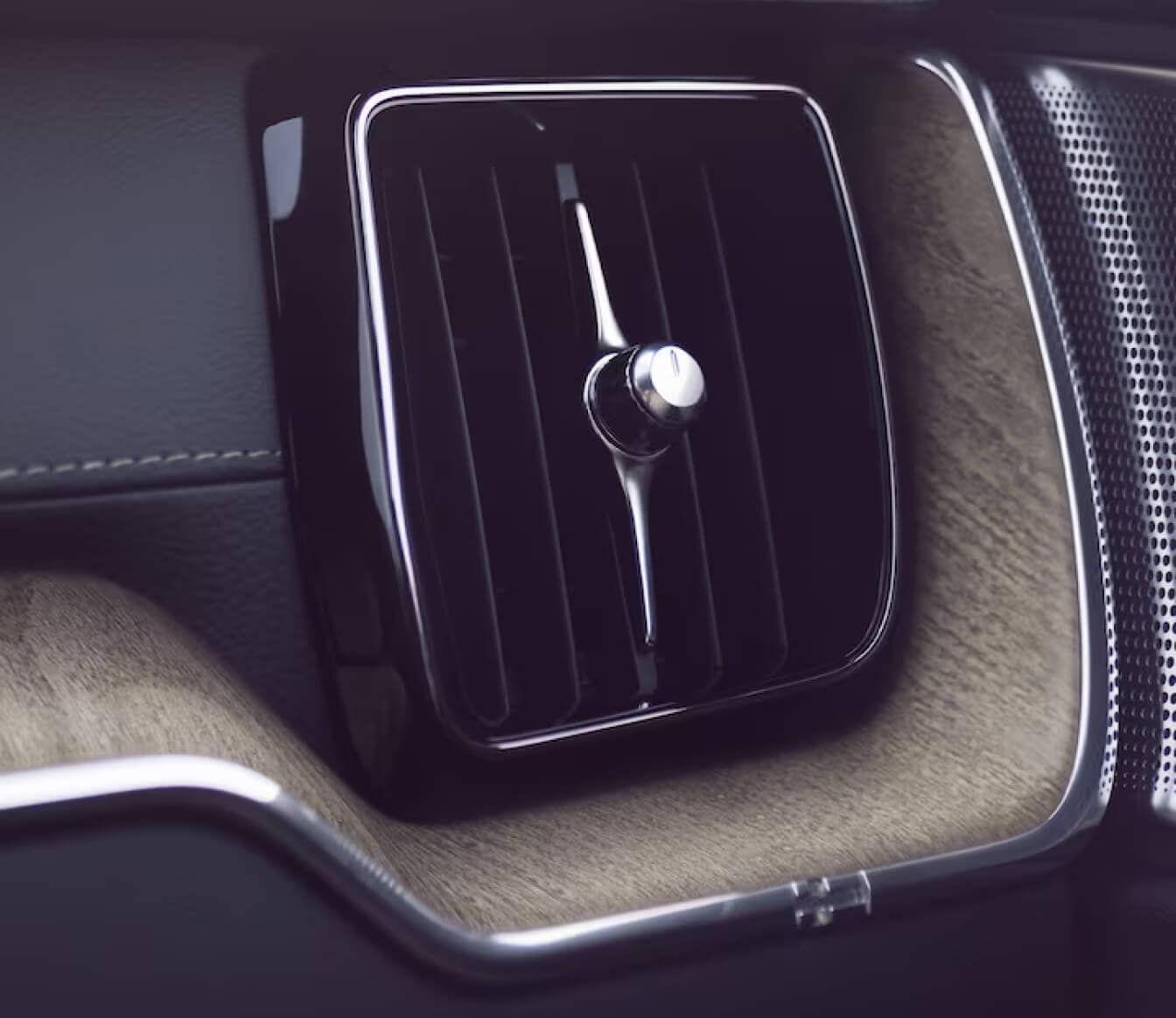 Volvo XC60 Interior: Available Packages