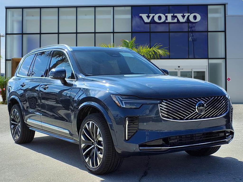 2026 Volvo XC90 Plus's photo