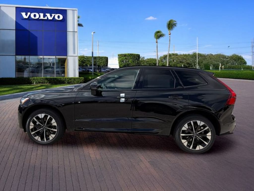 New 2026 Volvo XC60 B5 Plus SUV