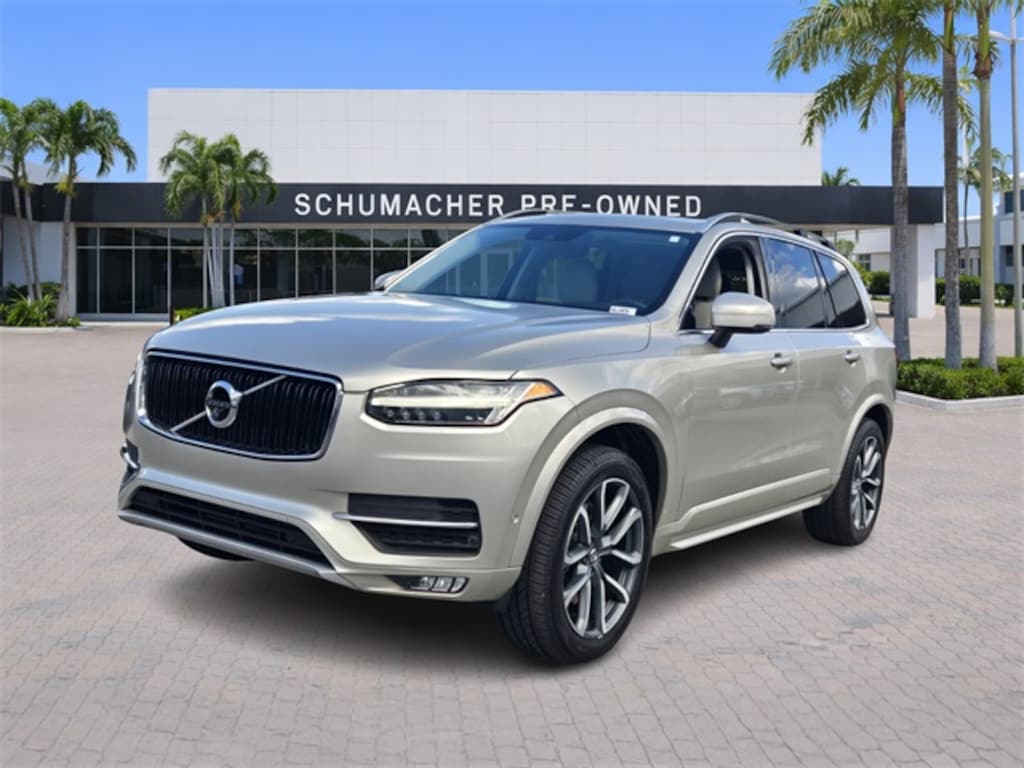 Used 2018 Volvo XC90 T6 Momentum SUV