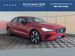 2024 Volvo S60 plug-in hybrid T8 Core Dark Sedan