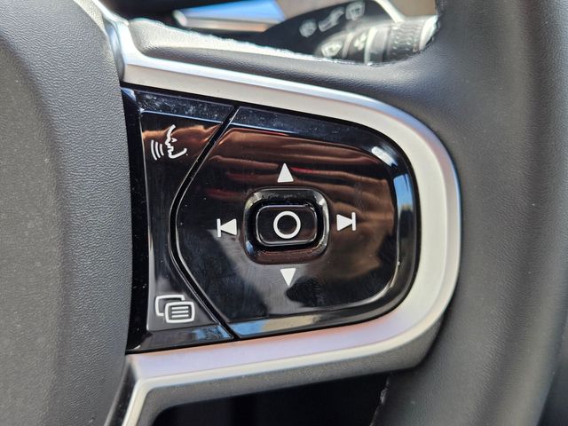 2026 Volvo XC60 Plus - Photo 24