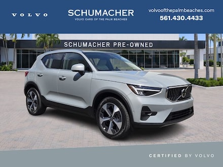 2024 Volvo XC40 B5 Plus Bright Theme SUV