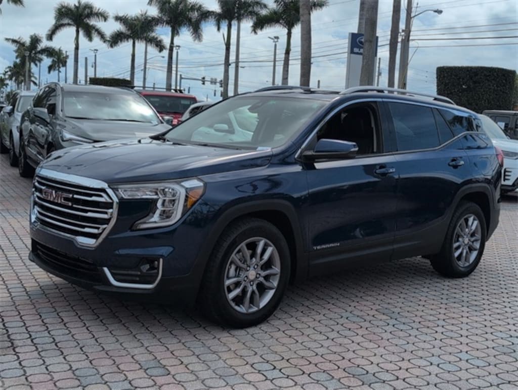 Used 2022 GMC Terrain SLT SUV