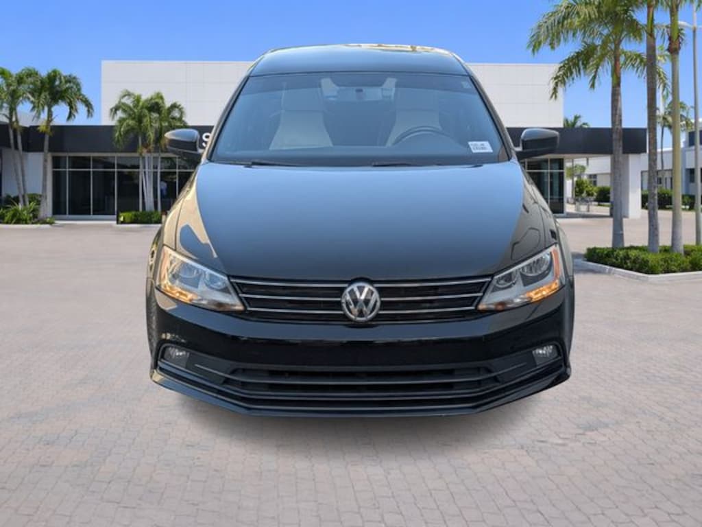 Used 2016 Volkswagen Jetta 1.8T Sport Sedan