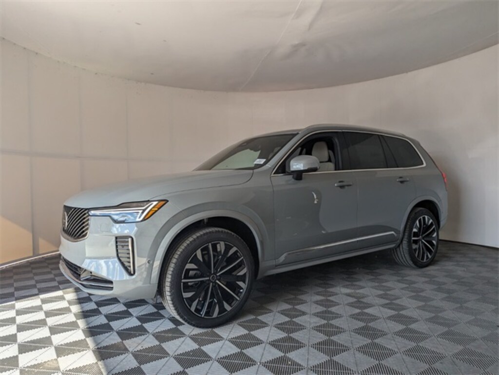 New 2026 Volvo XC90 B6 Plus 7-Seater SUV