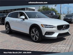 2023 Volvo V60 Cross Country B5 Plus Wagon