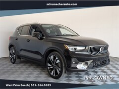 2023 Volvo XC40 B5 Plus Bright Theme SUV