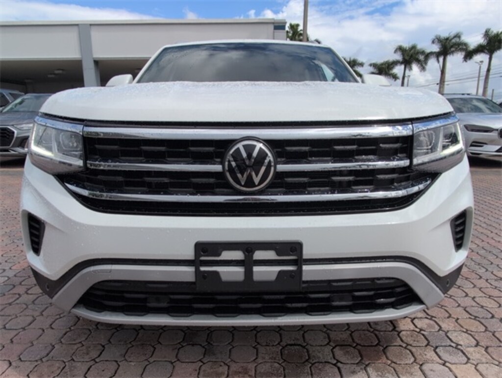Used 2022 Volkswagen Atlas Cross Sport 2.0T SE w/Technology SUV