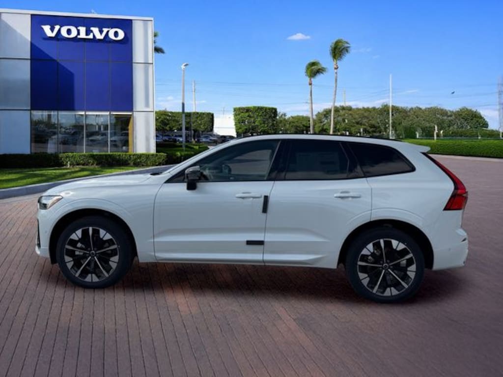 New 2026 Volvo XC60 B5 Plus SUV