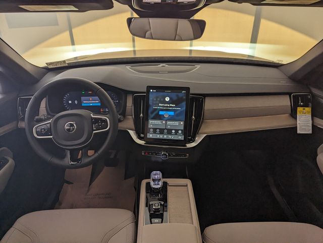 2026 Volvo XC90 Plus - Photo 10