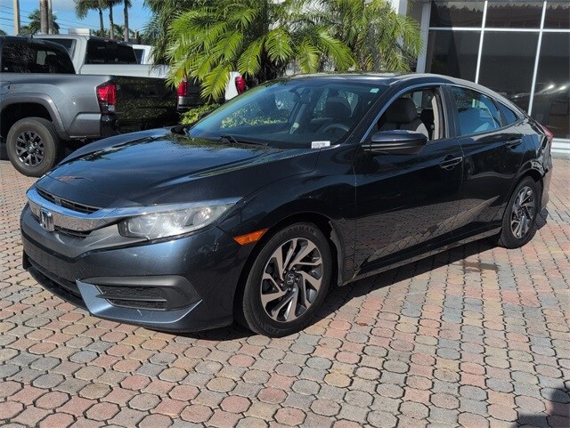 2017 Honda Civic EX photo 4