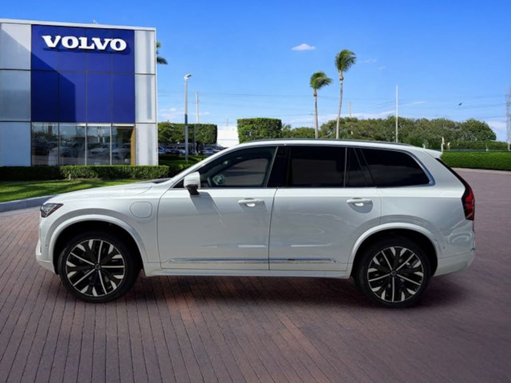 New 2026 Volvo XC90 plug-in hybrid T8 Plus 7-Seater SUV