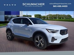 2026 Volvo XC40 B4 Core FWD SUV