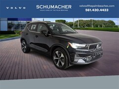 2025 Volvo XC40 B5 Core Bright Theme AWD SUV