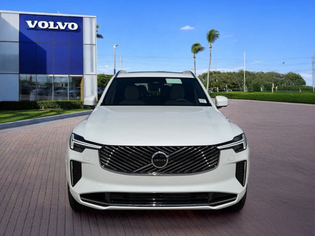 New 2026 Volvo XC90 plug-in hybrid T8 Plus 7-Seater SUV