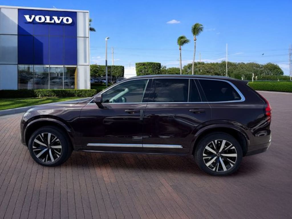 New 2026 Volvo XC90 B5 Core SUV