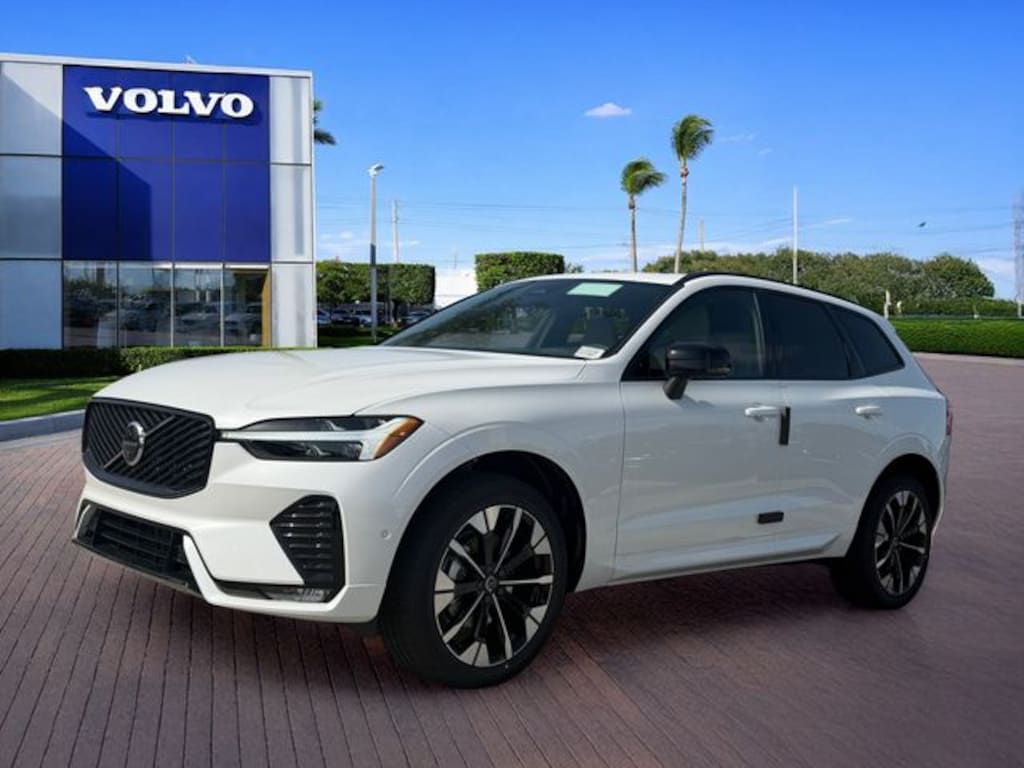 New 2026 Volvo XC60 B5 Plus SUV